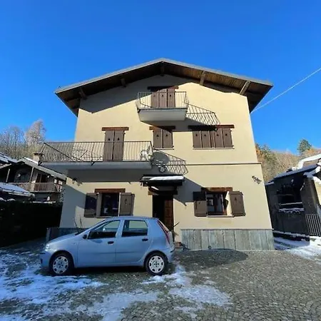 Gatti Limone Centro Limone Piemonte